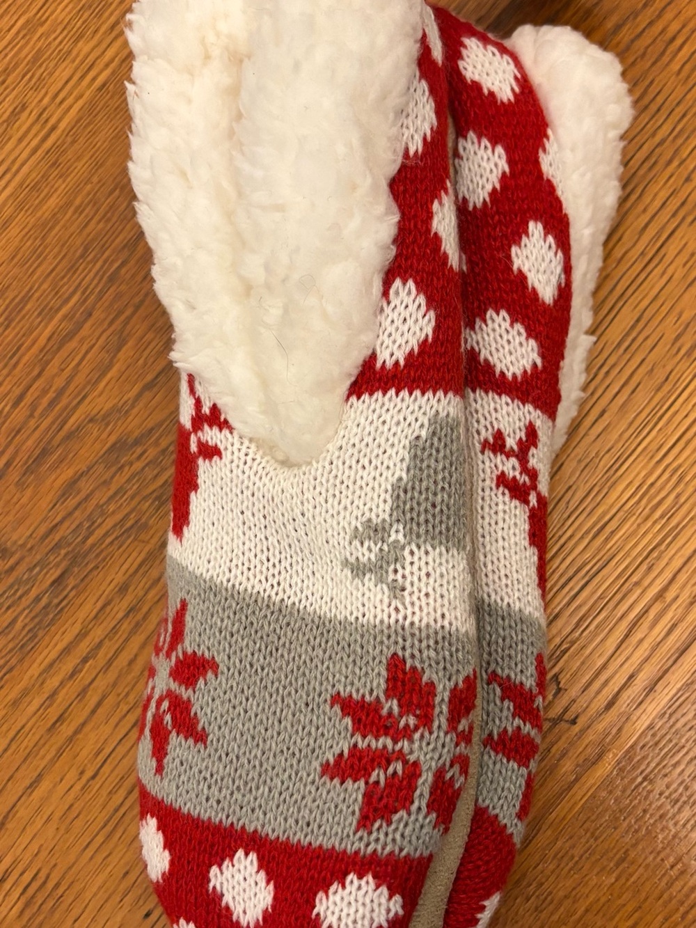 jcpenney Red, Gray & Cream Knit Sherpa-Lined Women's Slipper Socks